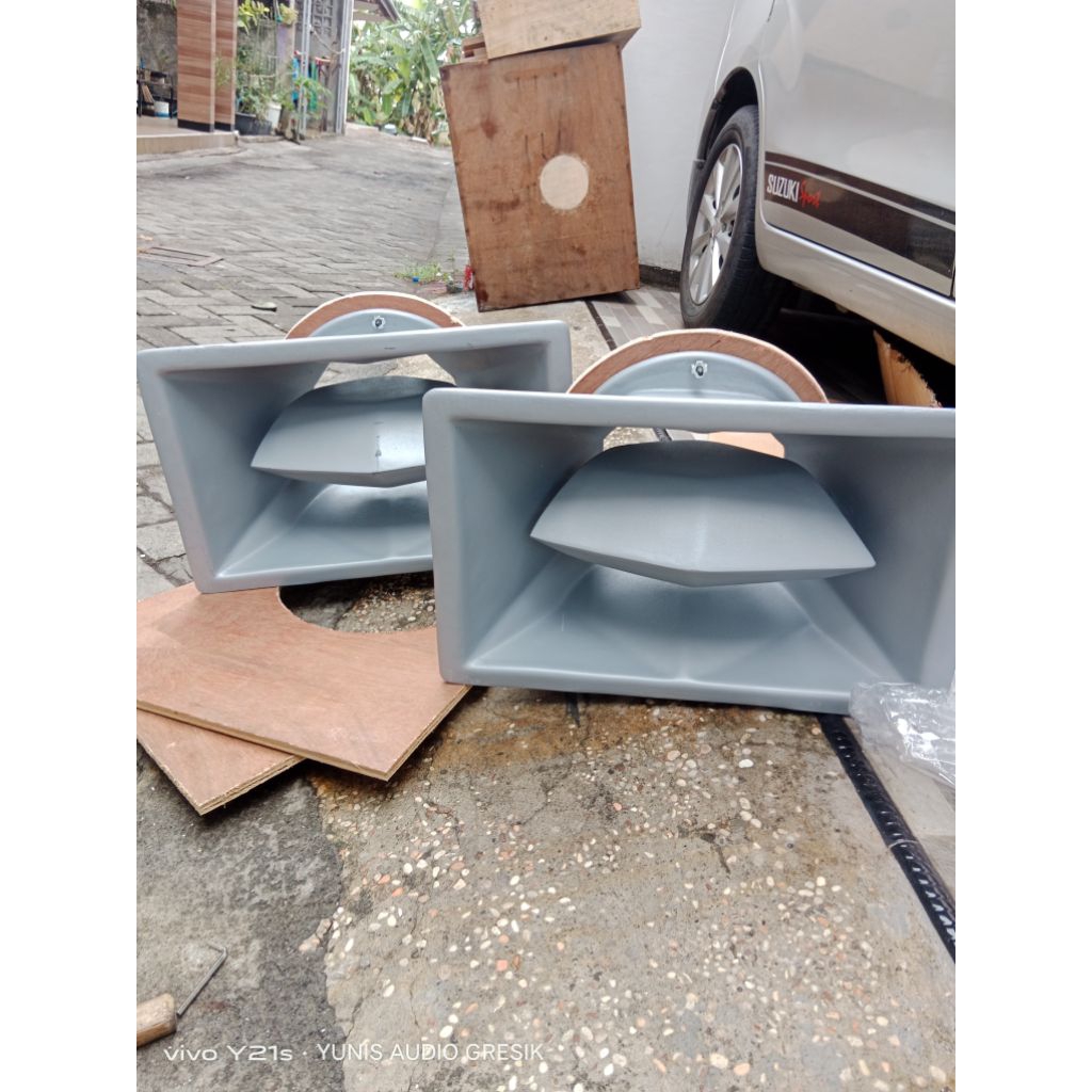 HORN F1 + BOX NYA 10INCH