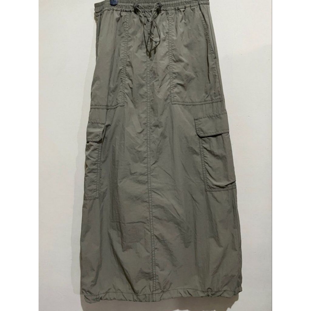 GU (Uniqlo) Rok Cargo
