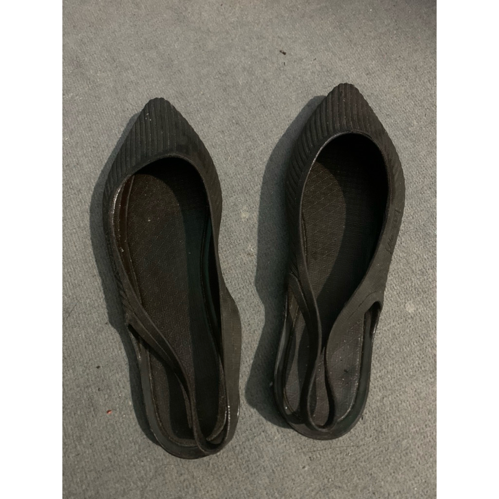 preloved sandal wanita