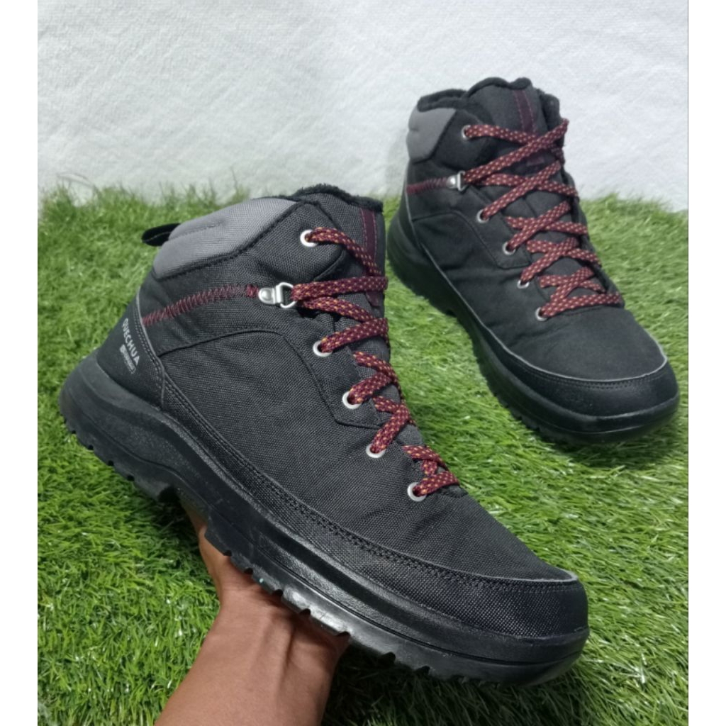 Sepatu Outdoor/ Hiking Decathlon Quechua 43/27,5