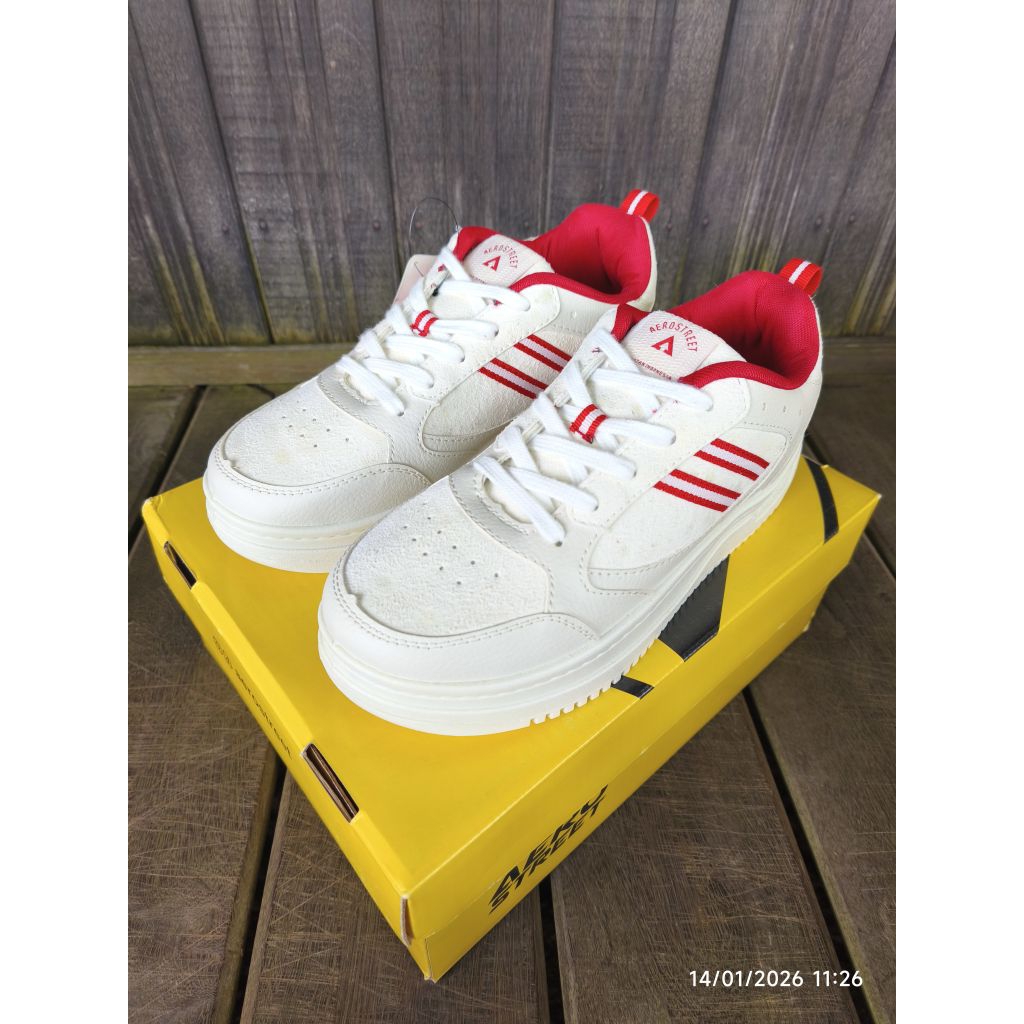 Aerostreet Oxford Natural Merah - Sepatu Sneakers