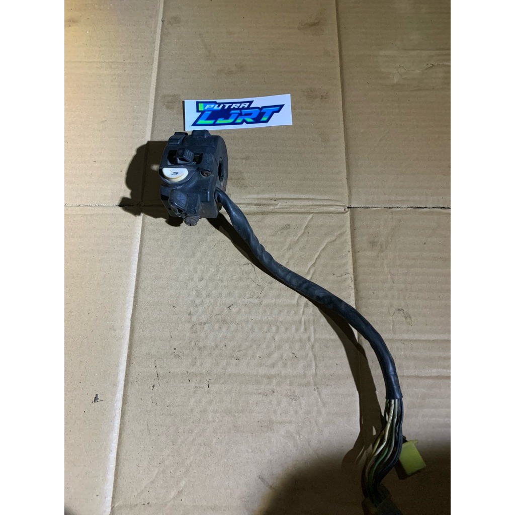 Holder kiri original lepasan satria fu