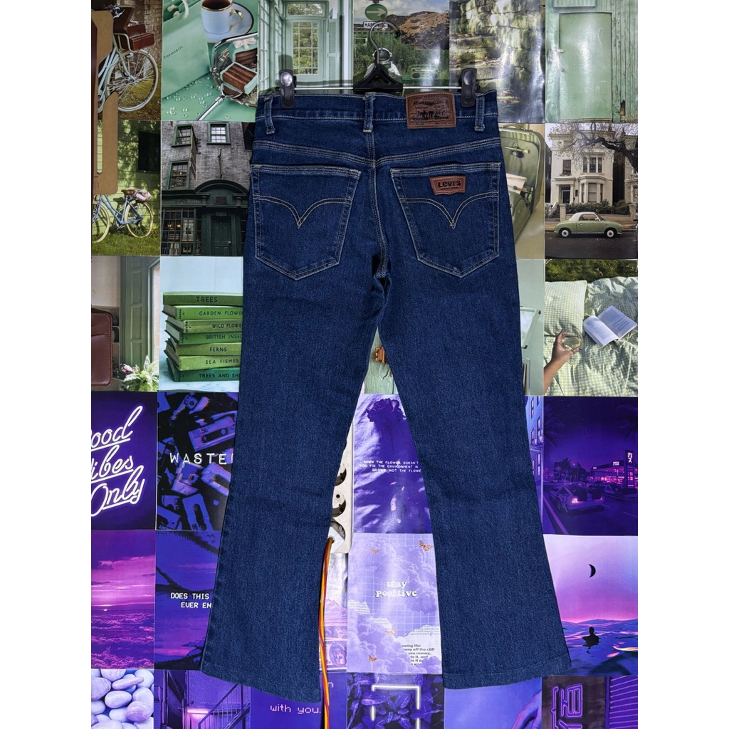 Levi’s 505 Navy Bootcut Jeans Size 28 Preloved