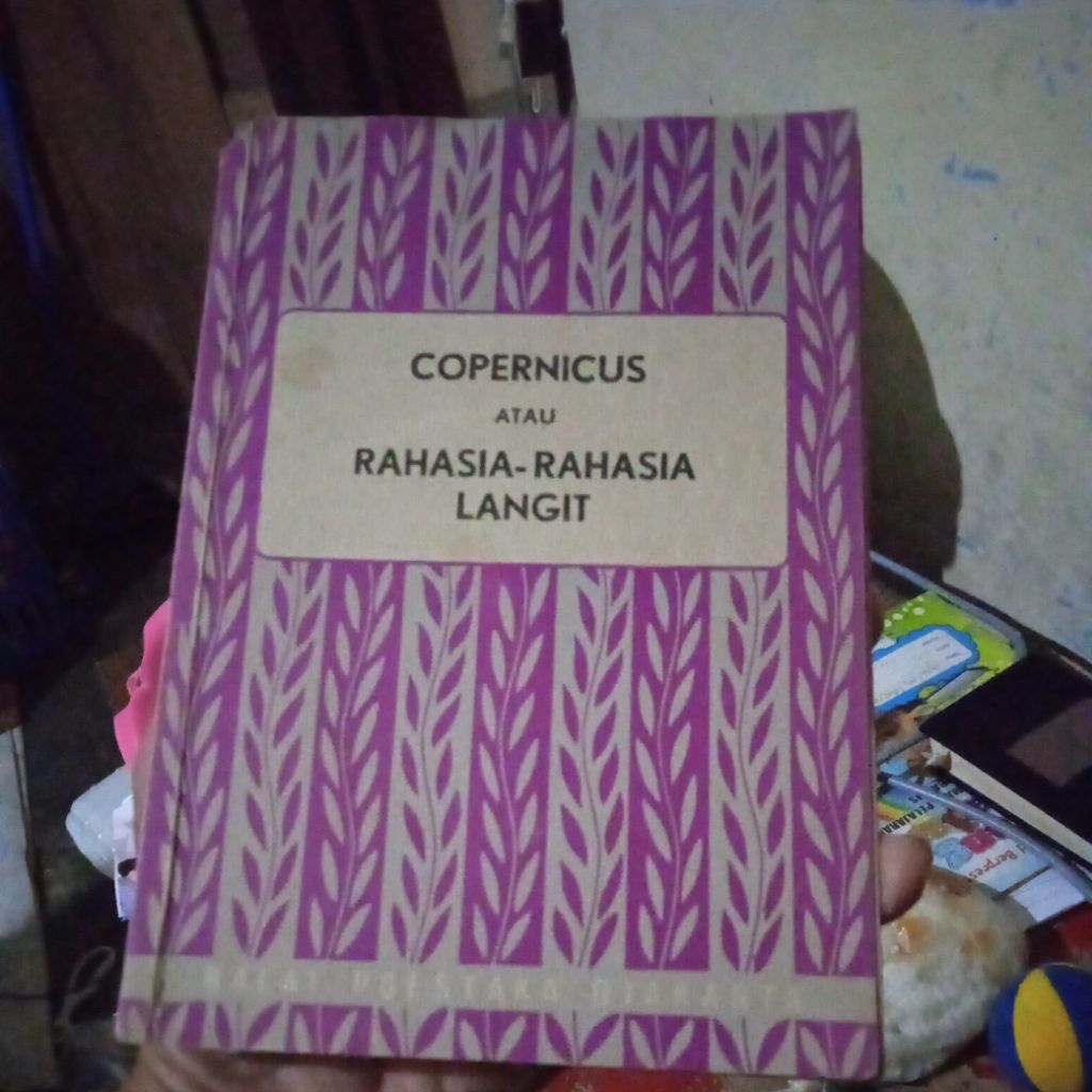 buku Copernicus atau Rahasia - Rahasia Langit, buku original Edjaan lama tahun 1952