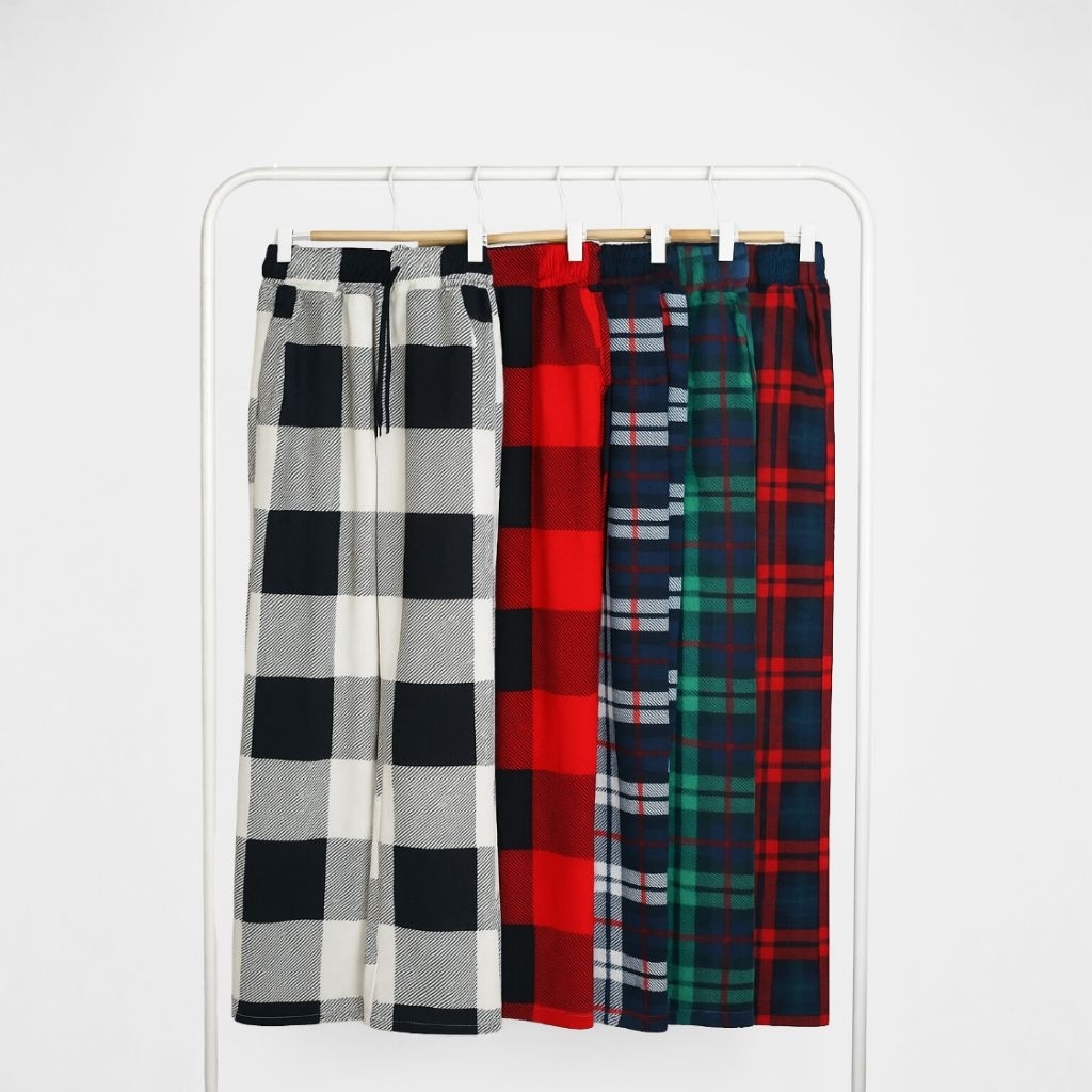 Celana Panjang Pria Unisex Tartan Hitam Putih Motif Kotak-Kotak dengan Bahan Polar Fleece Tebal