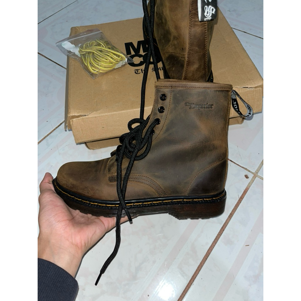 Hight Boots Mancow Size 40 New.   Kedean/Salah ambil sizs