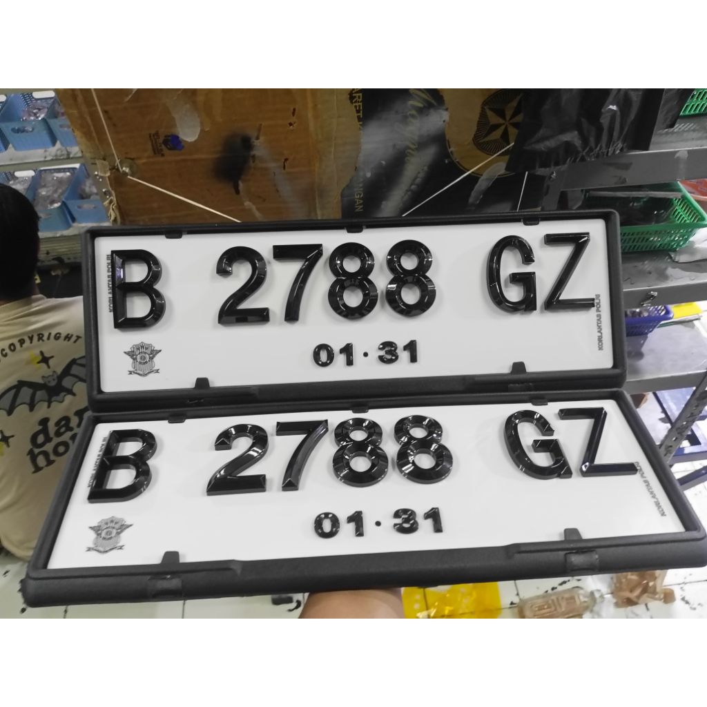 PLAT NOMOR MOBIL VARIASI / PLAT TIMBUL HURUF HITAM