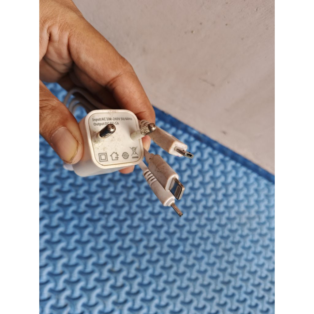 Kabel Charging Cas Charger Hp Handphone Smartphone Type C Micro USB IOS Mata 3 dll Tanpa Batok