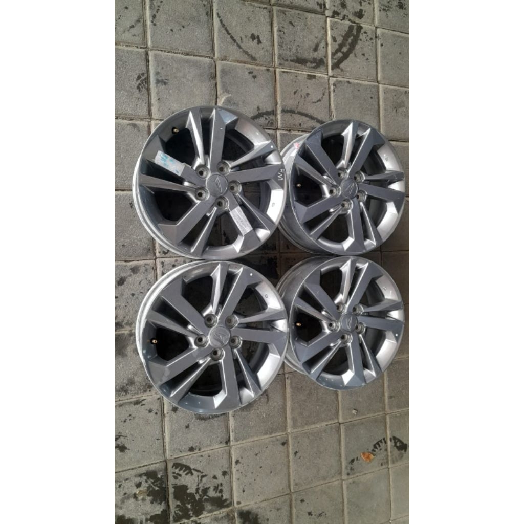 Velg seken mobil oem copotan xenia ring 15 lebar 5 baut 5x100 velg only