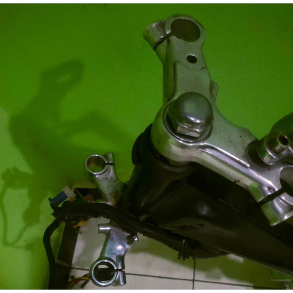 Segitiga atas bawah set satria fu original copotan krom