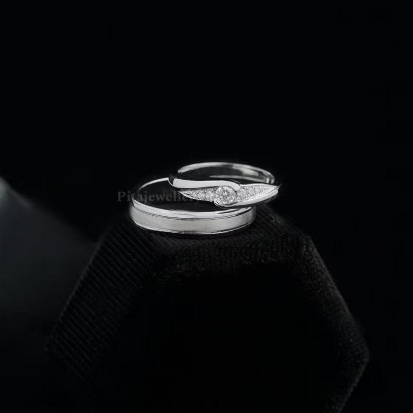 Couple Ring Emas Putih 25% 2,5grm dan Silver/ Engagement Ring