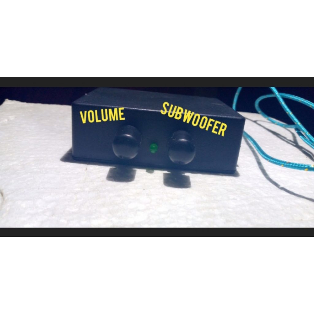 Amplifier 2.1 Sub woofer.