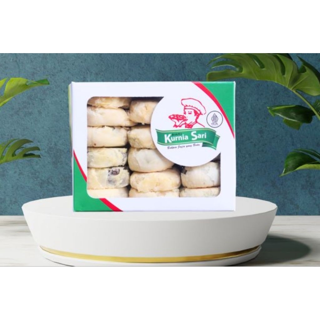 Bakpia Kurnia Sari Asli Jogja isi 16 Premium Mix (Keju edam, Coklat Mete, Durian, Coklat)