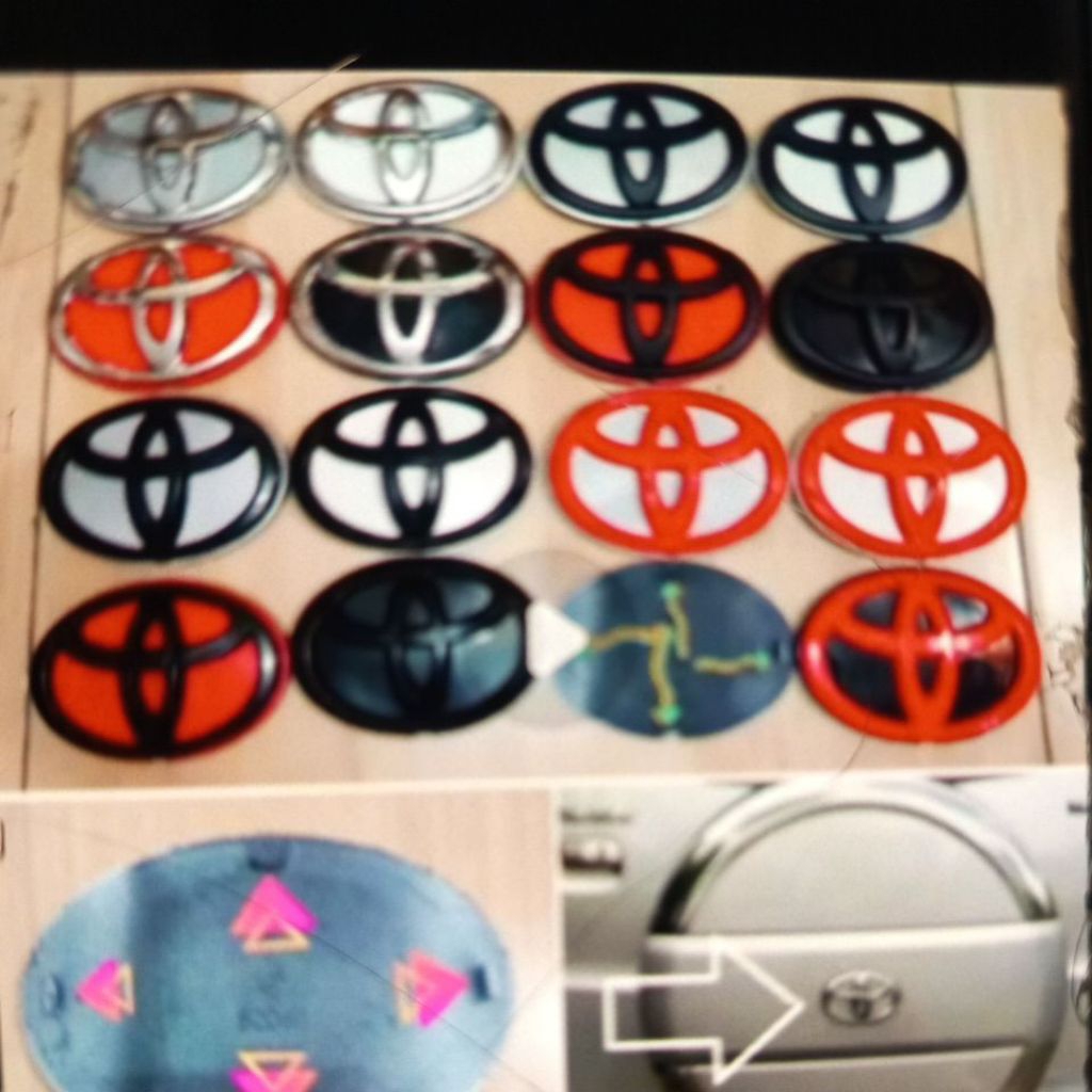 hemblem logo ban serab belakang rush toyota