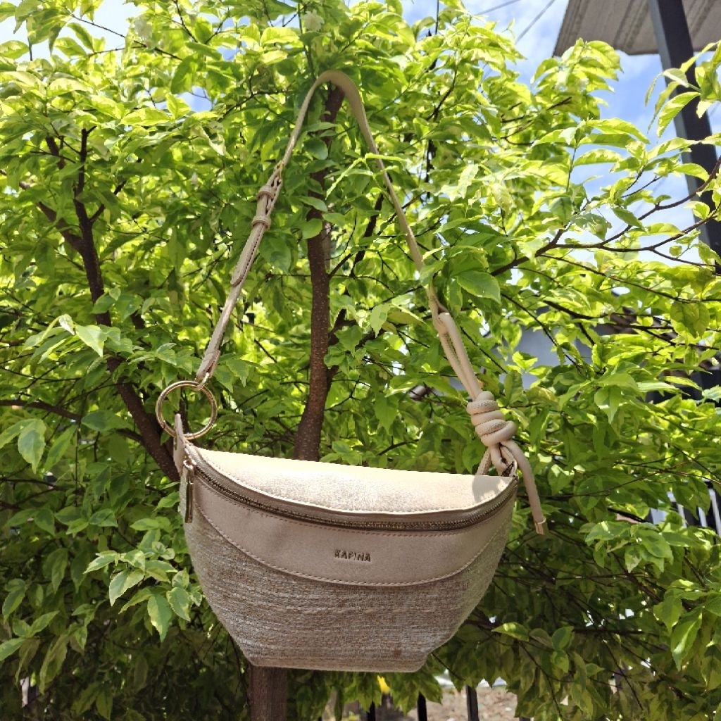 PRELOVED Tas Dada KAFINA - Tas Wanita -Waistbag Wanita -Waistbag Pria Tas Dada Import