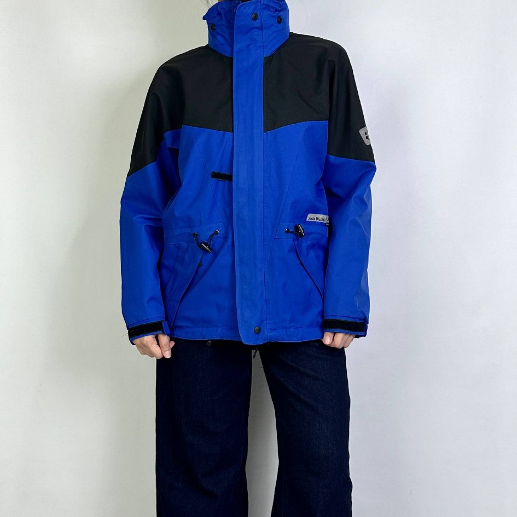 jaket Gunung Wanita Jack Wolfskin size M (seperti baru) 100% original 240126H