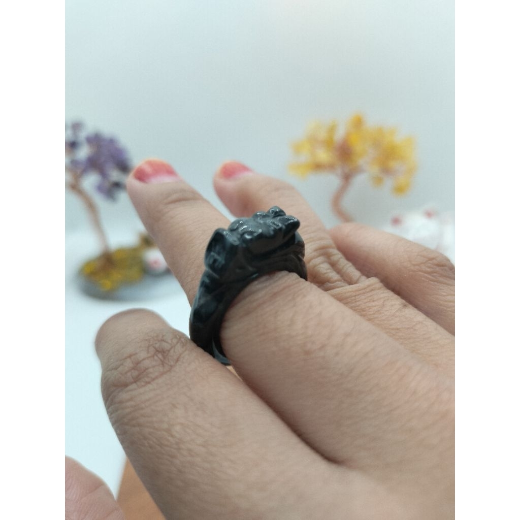 Giok Burma Wuji Dragon Ring (jadeite jade)