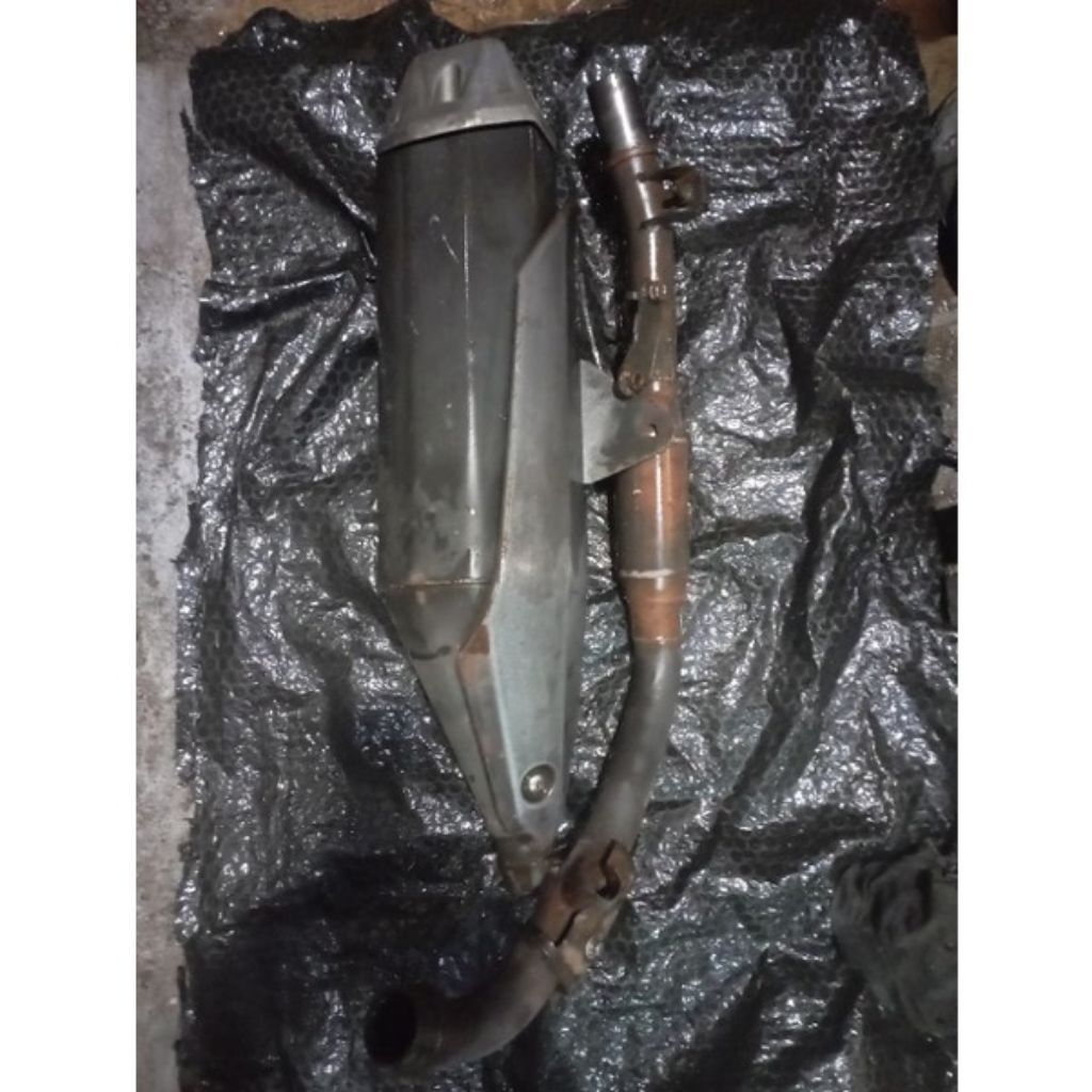 knalpot standar CBR 150 K45 original copotan