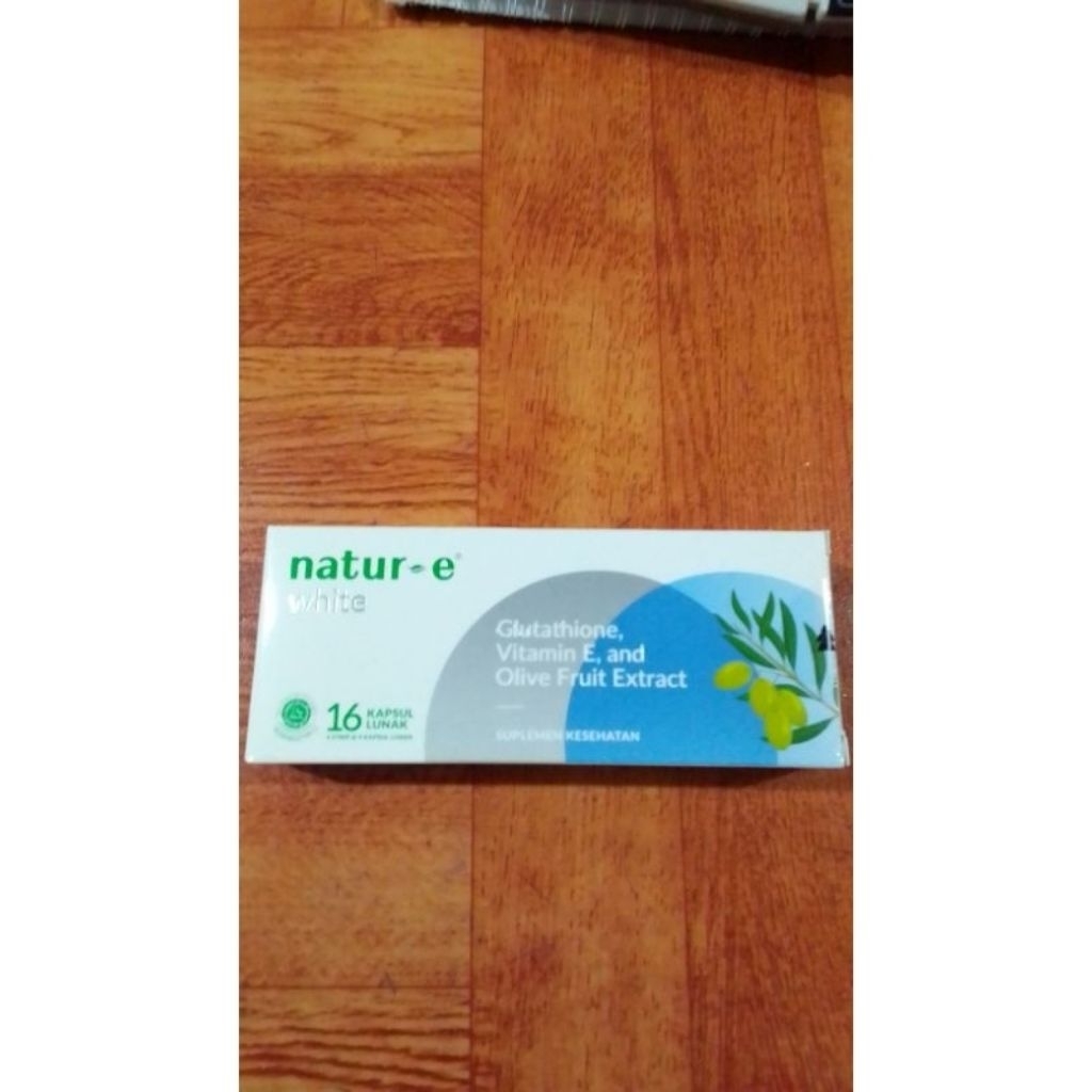 nature e white isi 16 kapsul
