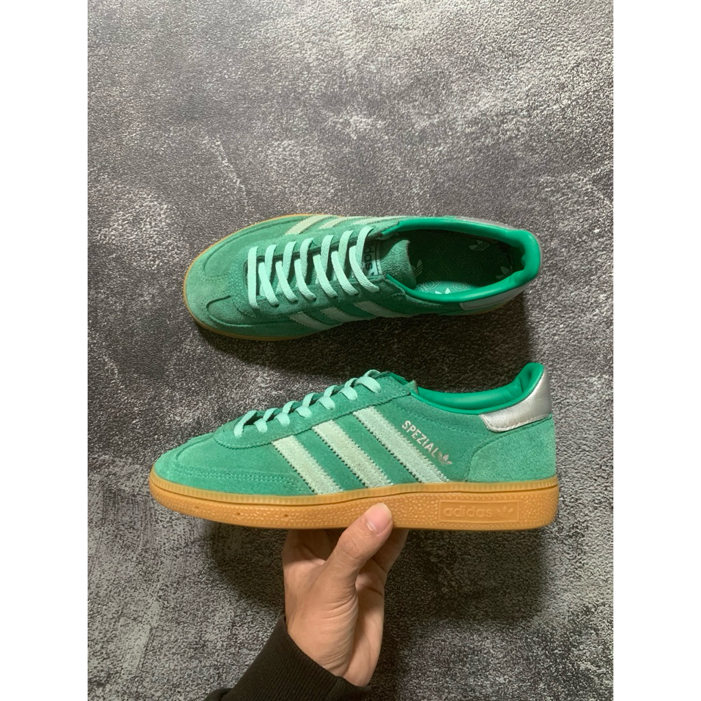 SPEZIAL GREEN