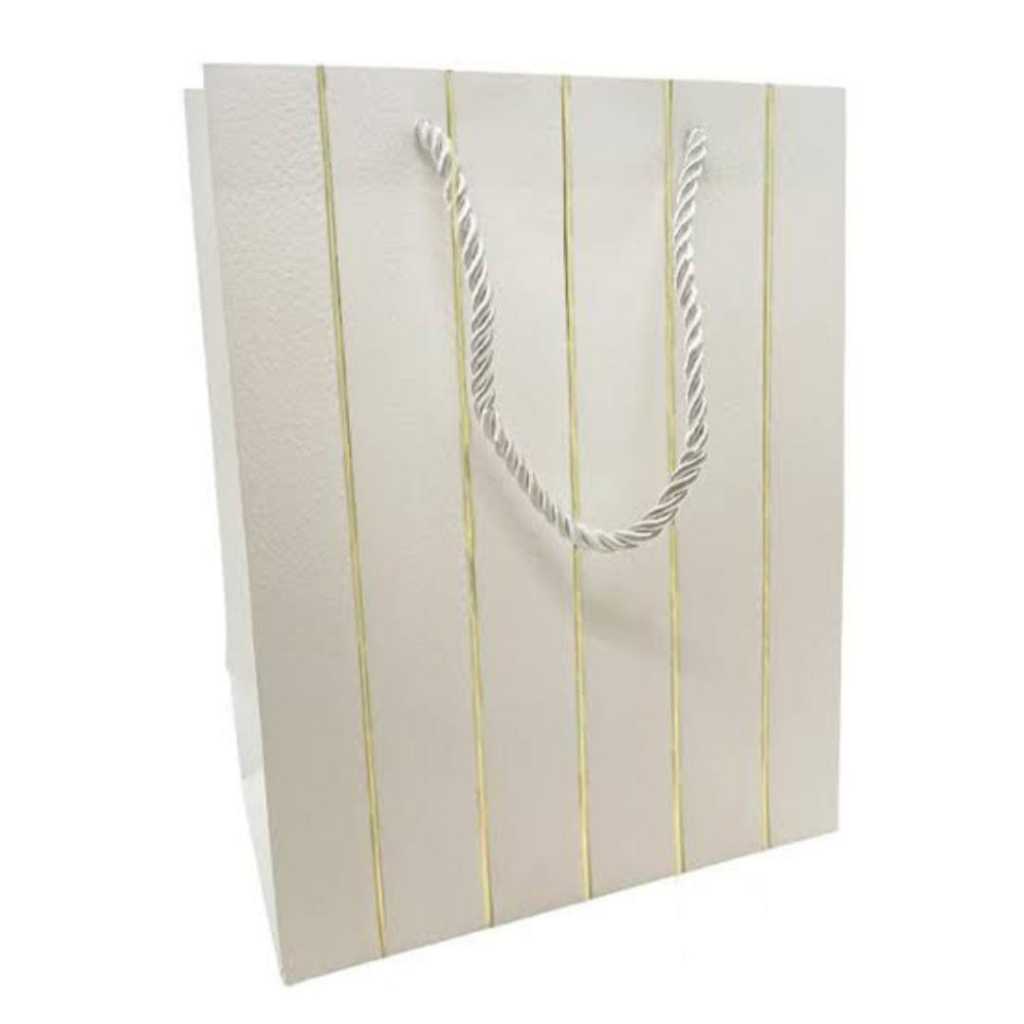 PAPER BAG MOTIF /WARNA SILVER/PAPER BAG/TAS KADO/PAPER BAG BESAR