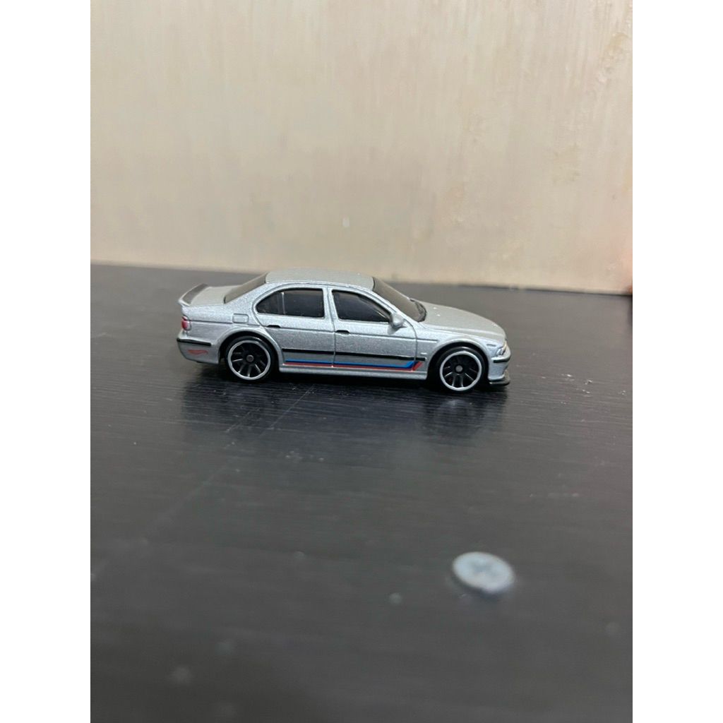 Hot wheels BMW m5 loose bmw series