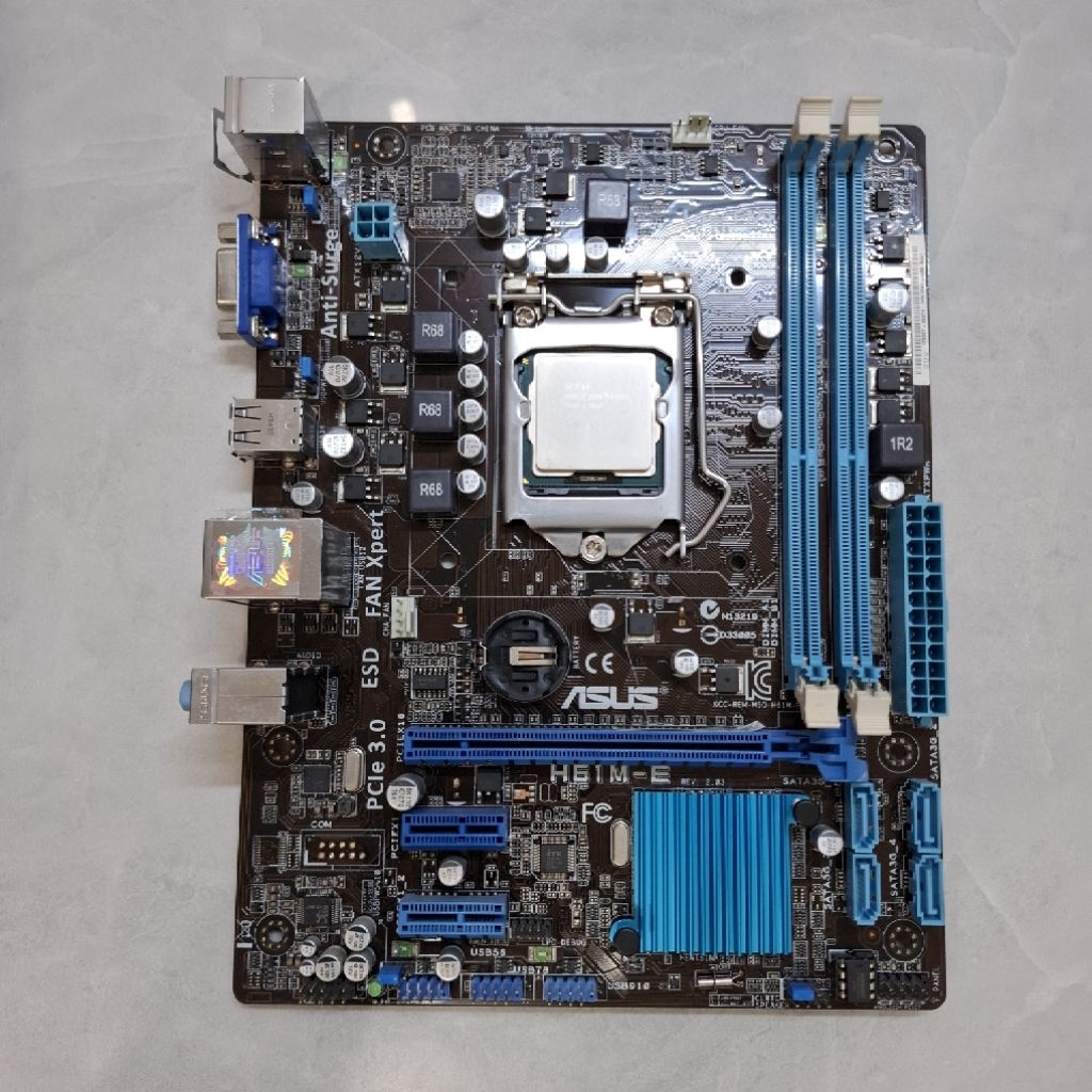 Motherboard Asus H61M-E H61 dan i3 3220 bekas