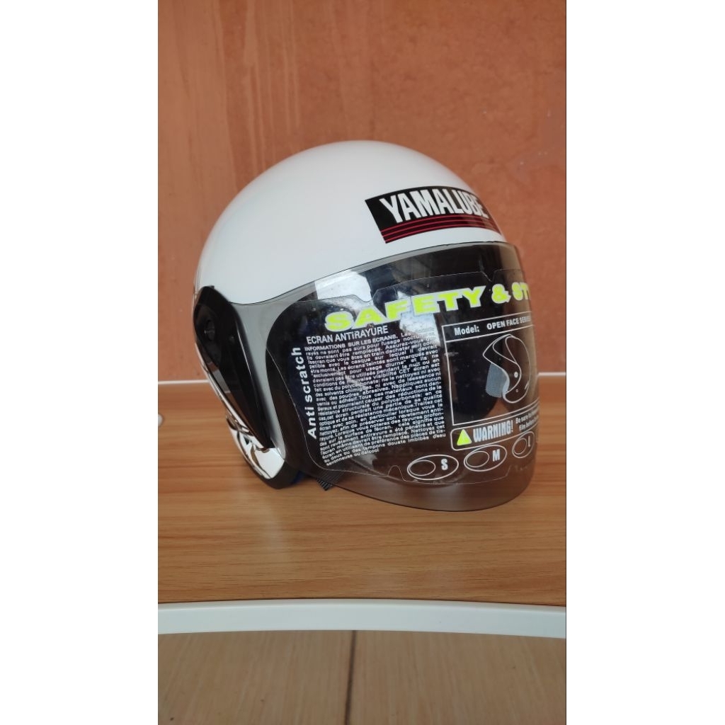 Helm Yamaha BMC Anak SNI