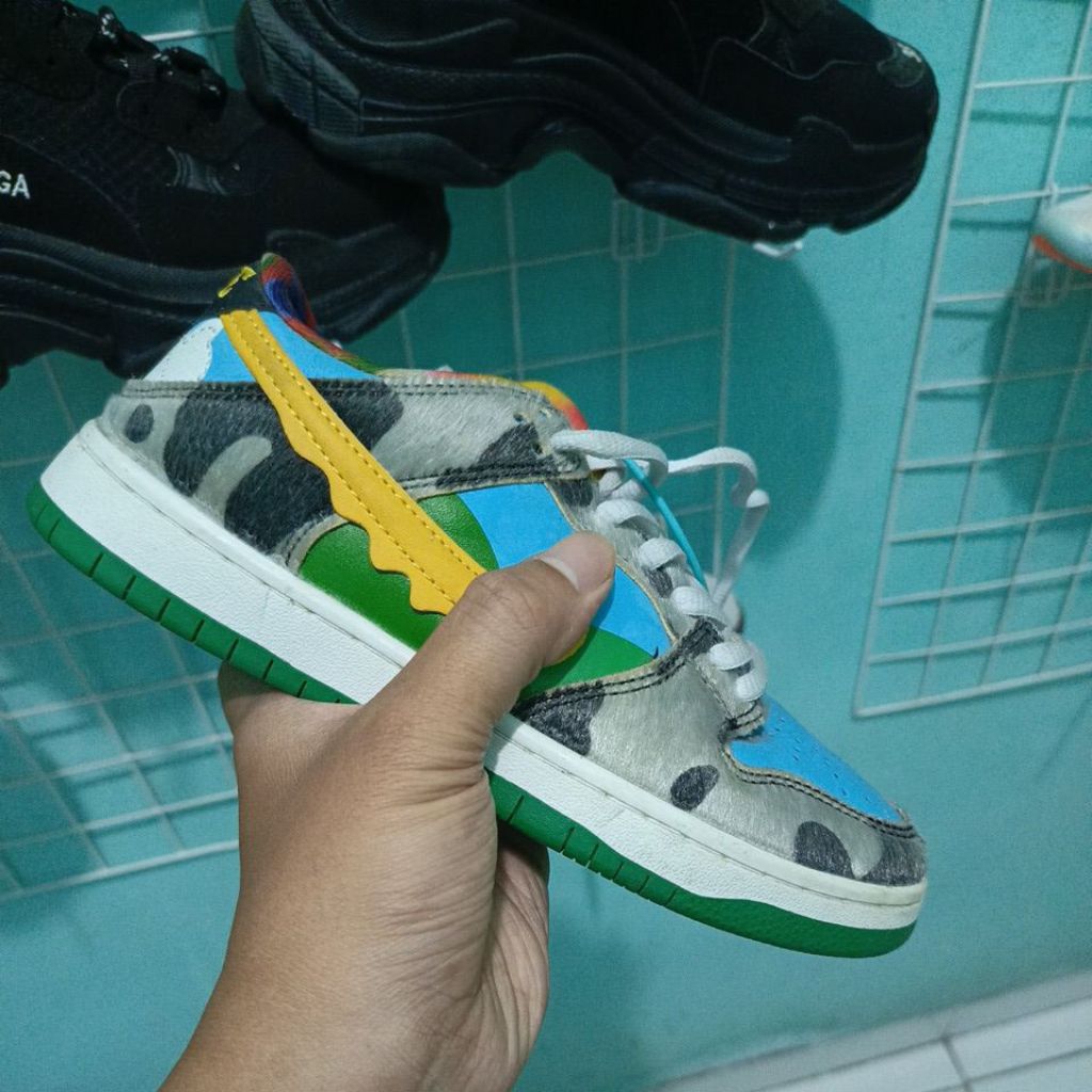 Obral Sepatu AJ1 Sale