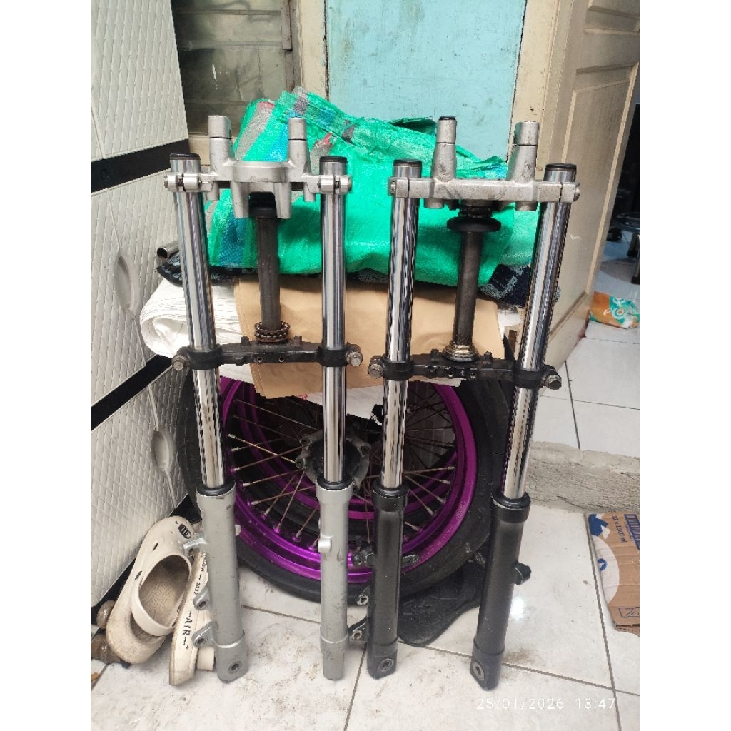 sok depan original copotan yamaha vixion