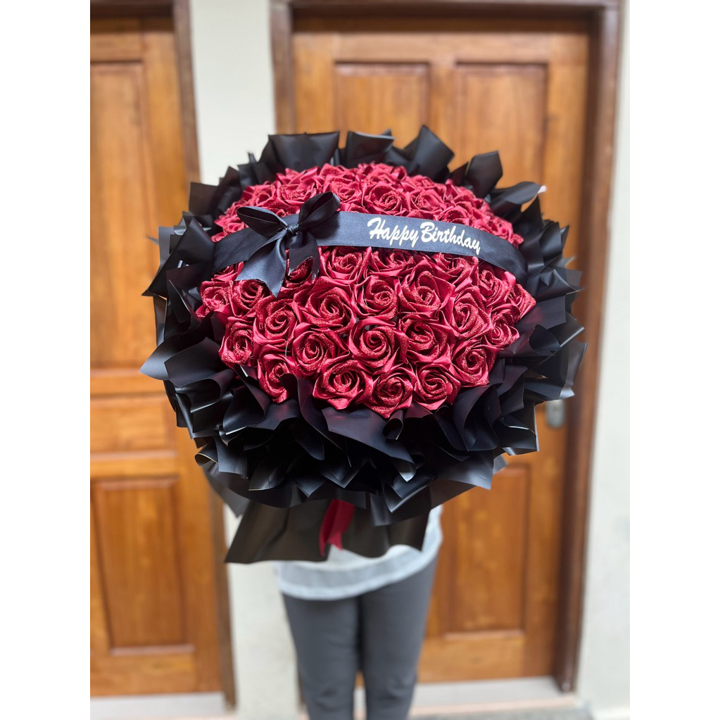 buket bunga satin/buket bunga premium/buket bunga satin premium/buket satin valentine day/buket bung