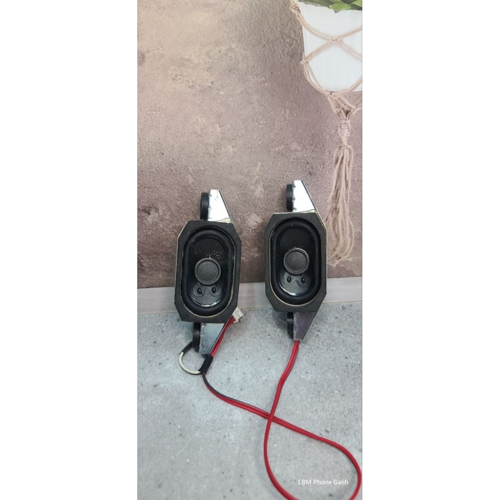 Speaker TV bekas 4w