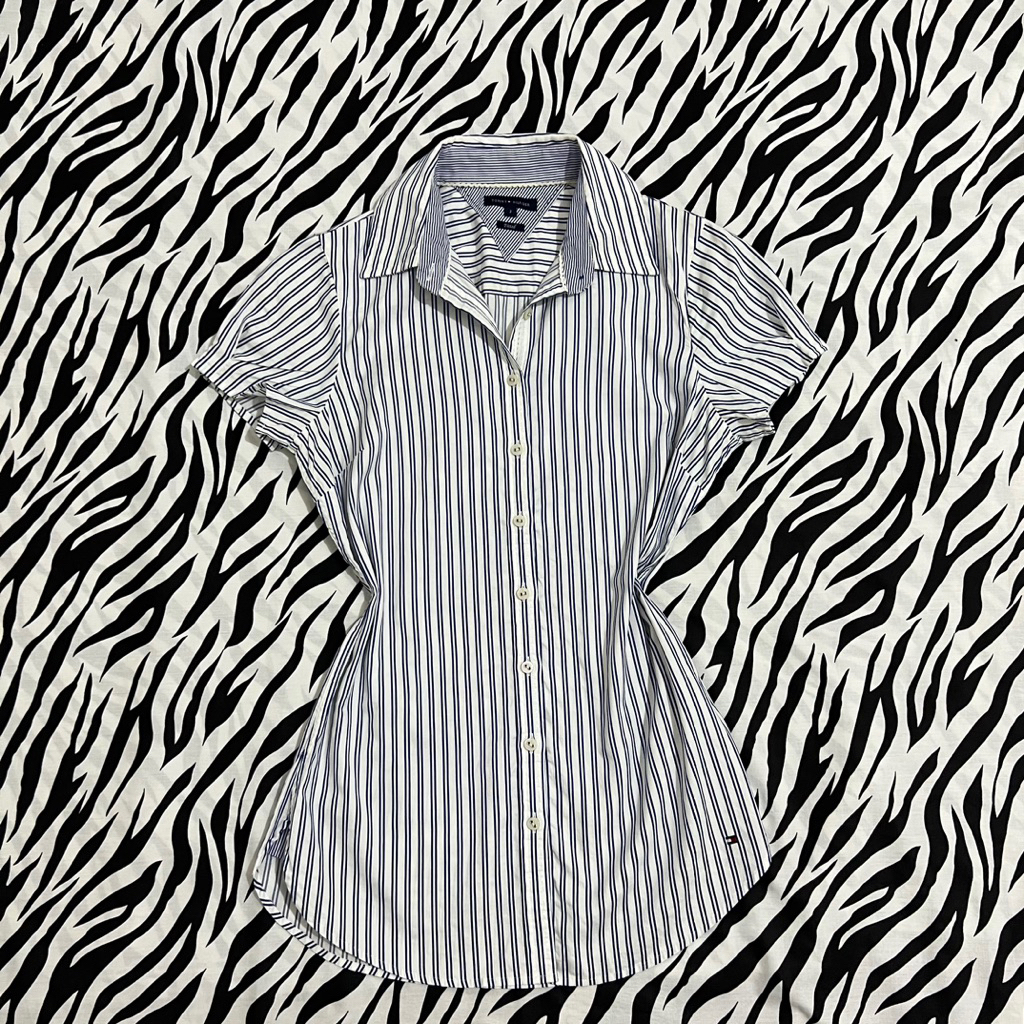 preloved kemeja fitted body tommy hilfiger