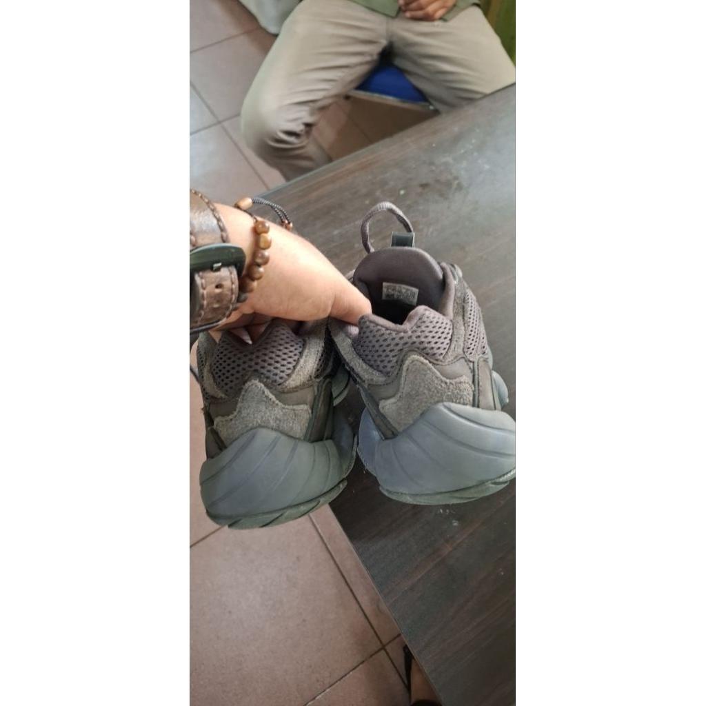 Sepatu Pria Second Adidas
