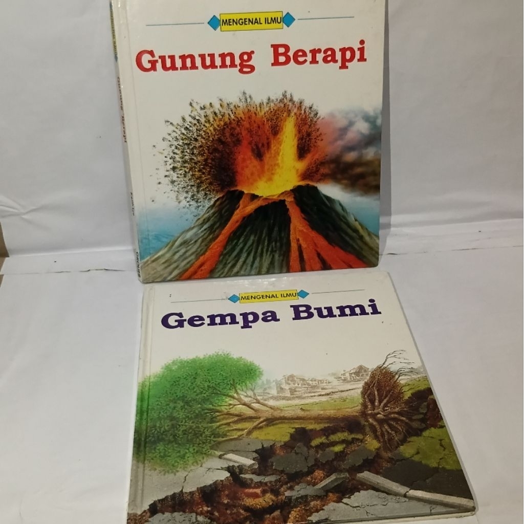 BUKU ANAK SERI MENGENAL ILMU GEMPA BUMI dan Gunung Berapi hard cover