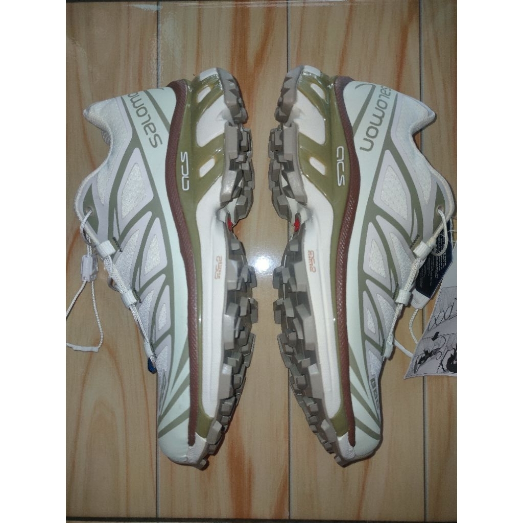 SALOMON XT6