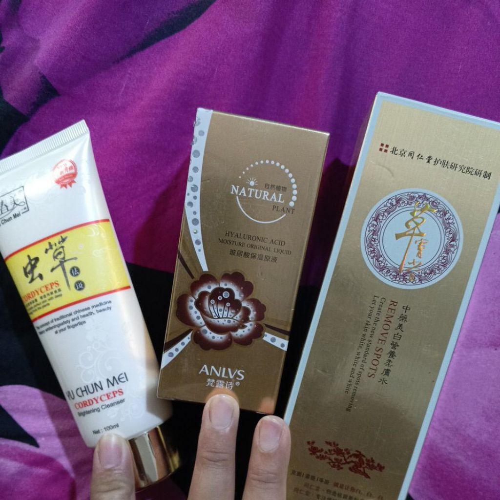 paket 3pcs.serum pearl Hongkong anlvs.sabun yu Chun mei cordyceps.toner gold cordyceps yu Chun mei