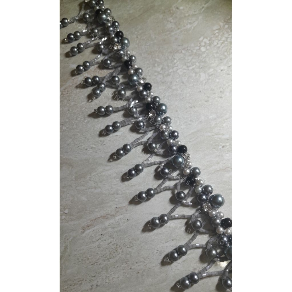 PAYET RONCE/PAYET RUMBAI