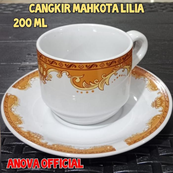 CANGKIR MAHKOTA . GELAS PLUS PIRING TATAKAN . KERAMIK . MERK LILIA .