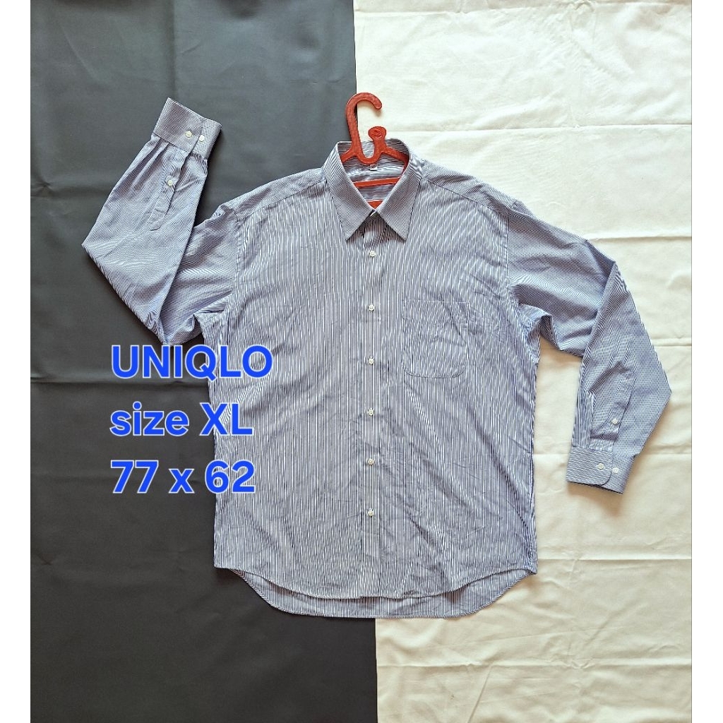 Baju Kemeja UNIQLO Formal Casual Garis Salur Lengan Panjang Pria