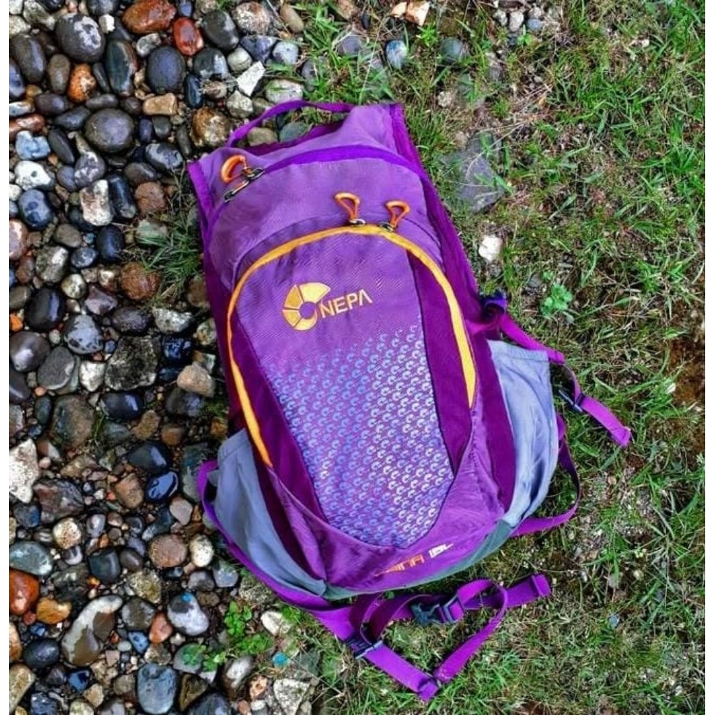 Tas Gunung Nepa Raina 18 L
