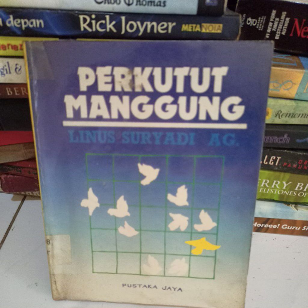 buku perkutut manggung oleh Linus Suryadi