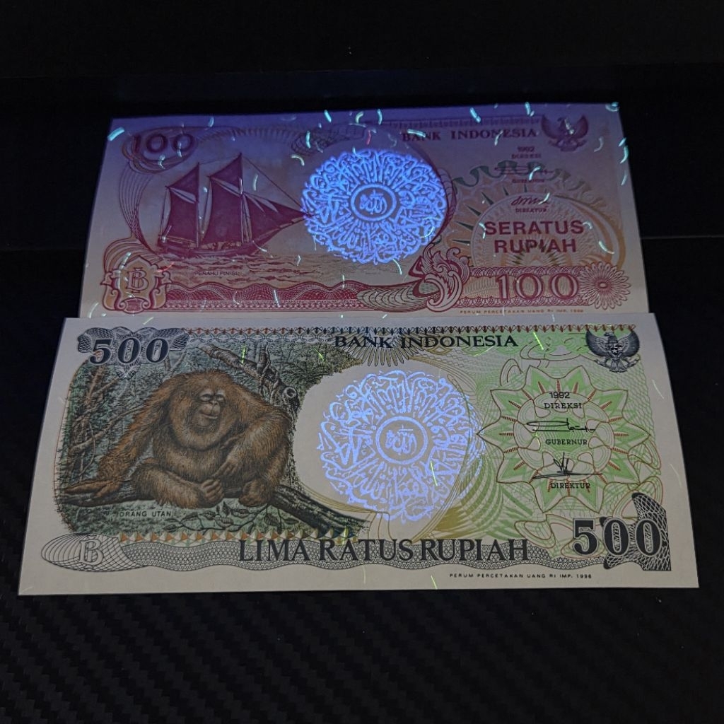 Uang Kuno Antik 500 Otan Dan 100 Pinisi Berkaligrafi Unik