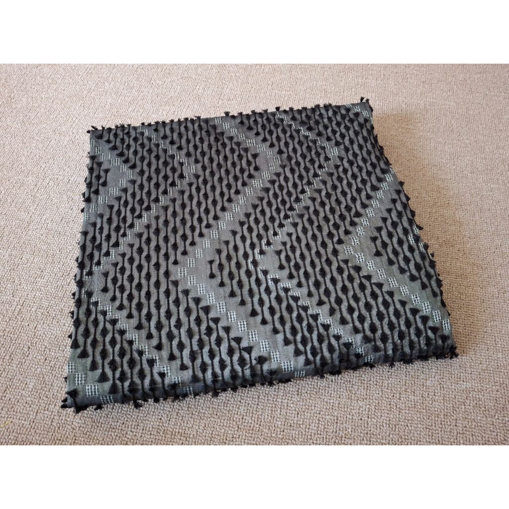 Kain Tenun Bulu Viscose Asli ATBM | Tenun Tradisional PremiumTenun Bulu Viscose ATBM Asli – Kain Ten