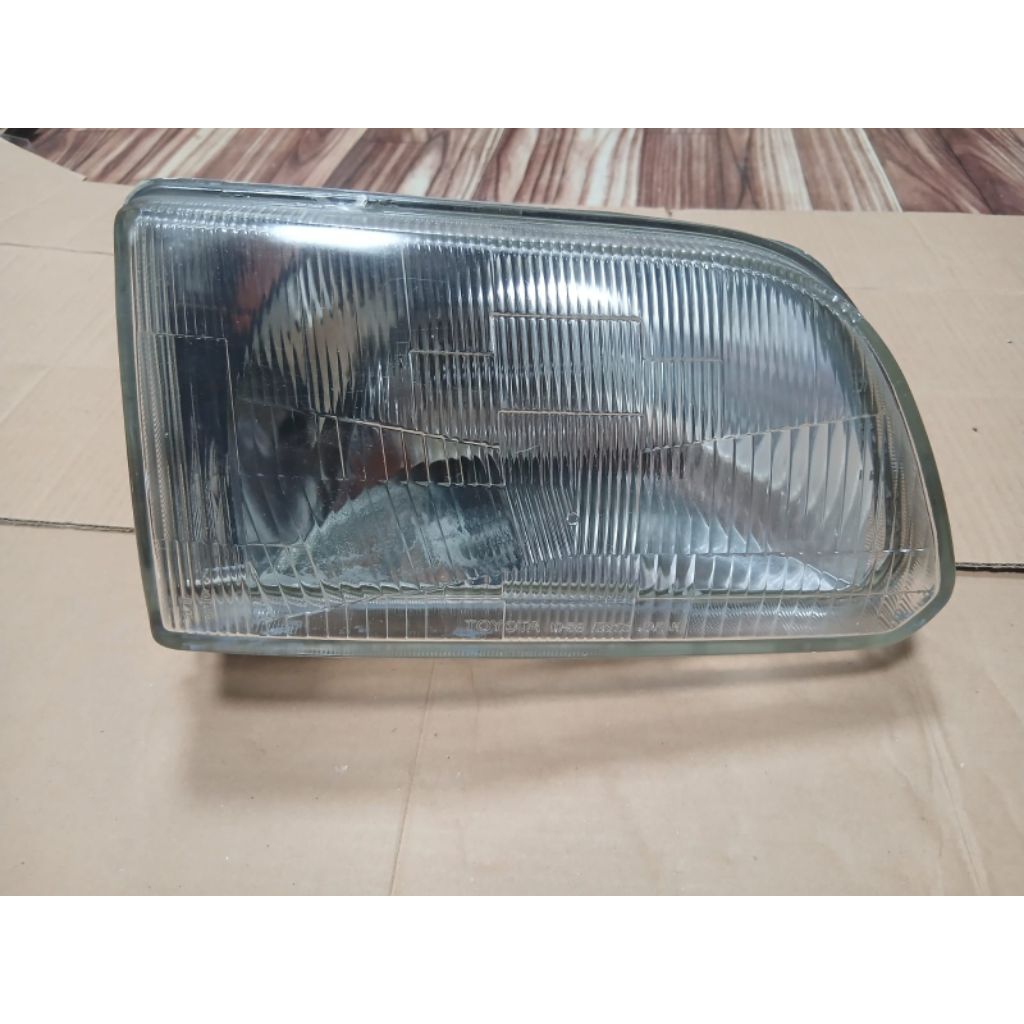 headlamp lampu depan toyota starlet kapsul sebelah kanan