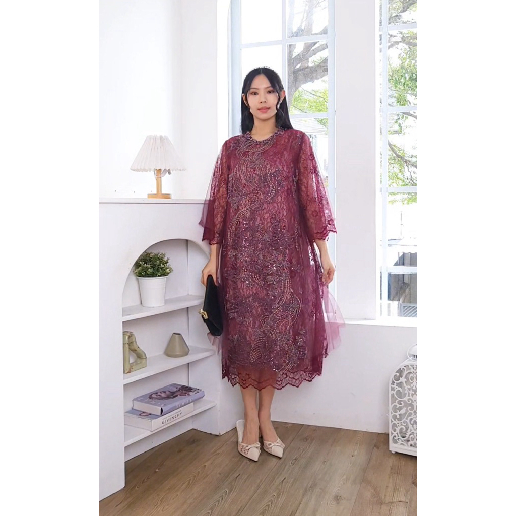 Liora Middi Dress full Payet - Sewa Dress Kondangan Pesta Outer