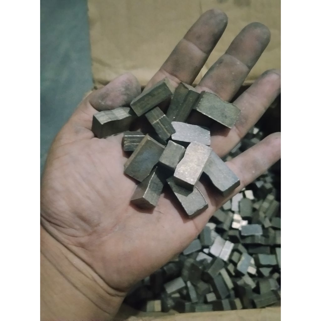 segmen baru harga bekas