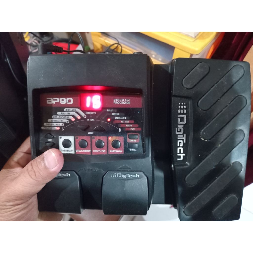 Efek gitar bass digital Digitech BP90 2nd