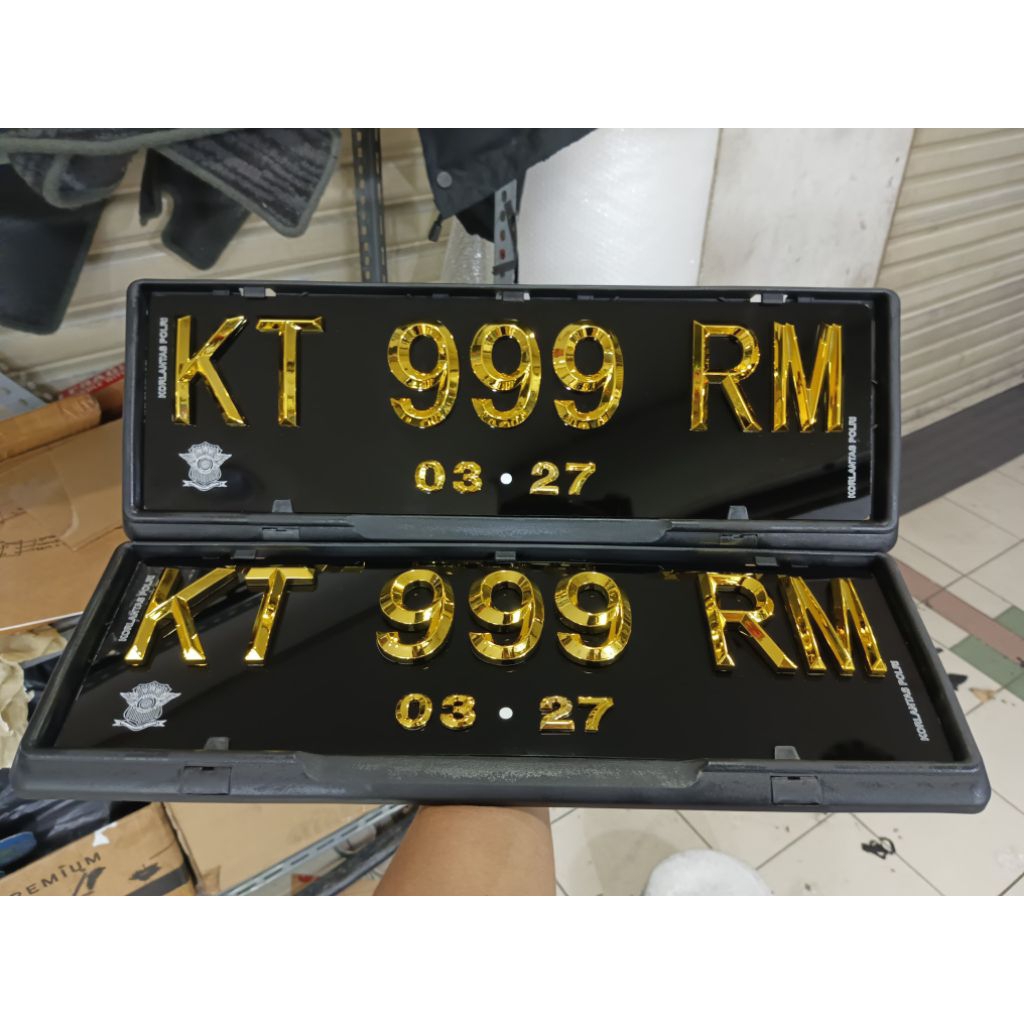 PLAT NOMOR MOBIL VARIASI / PLAT TIMBUL GOLD DASAR HITAM