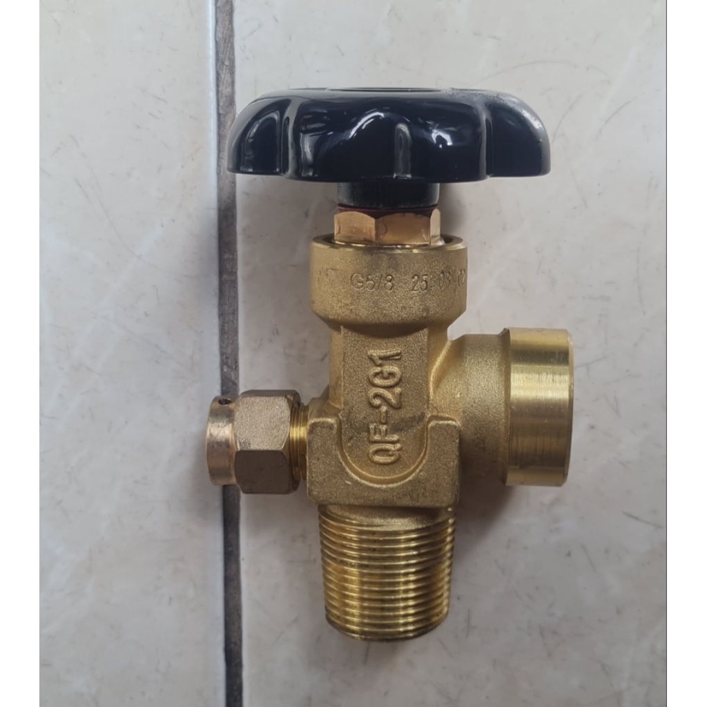 kran valve tabung oksigen